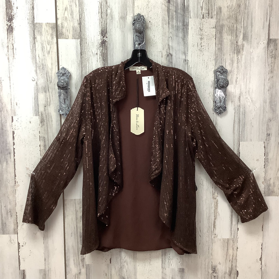 Vine & Love Size Med Shrugs & Shawls