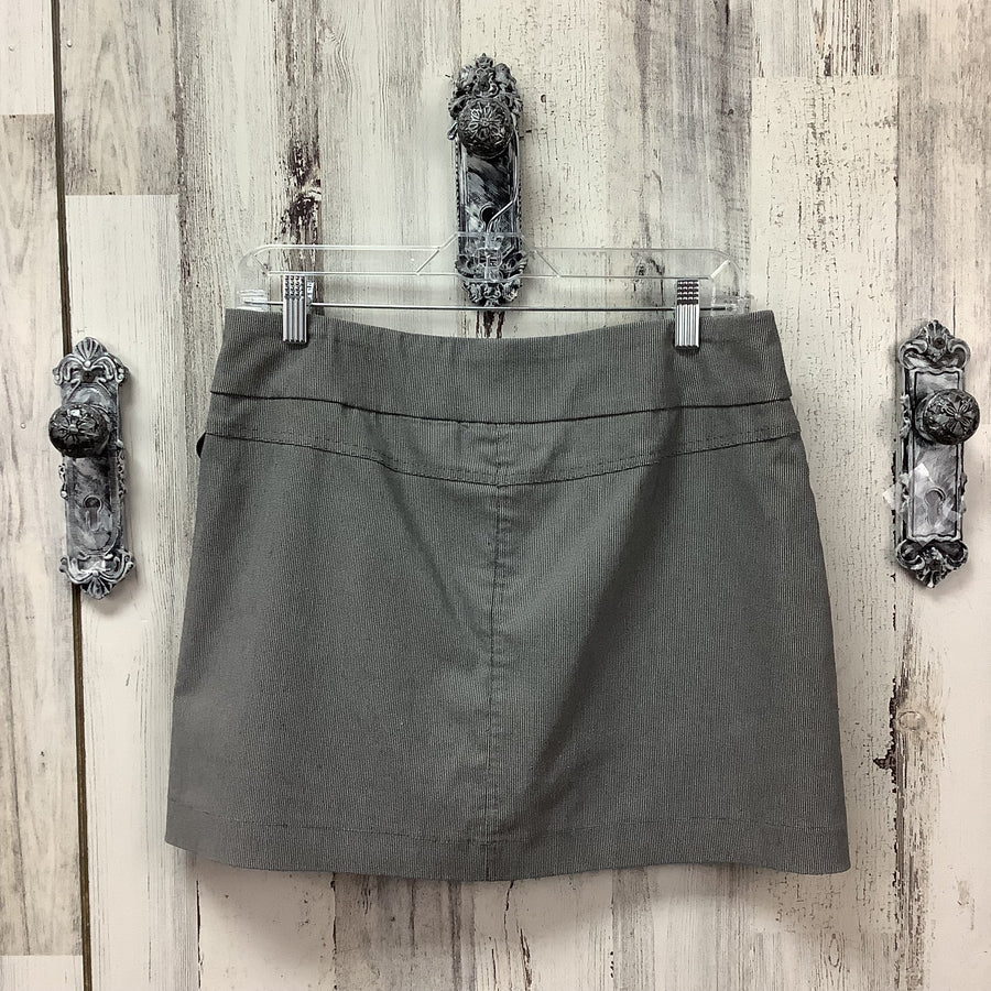 Briggs Size 8 P Skorts