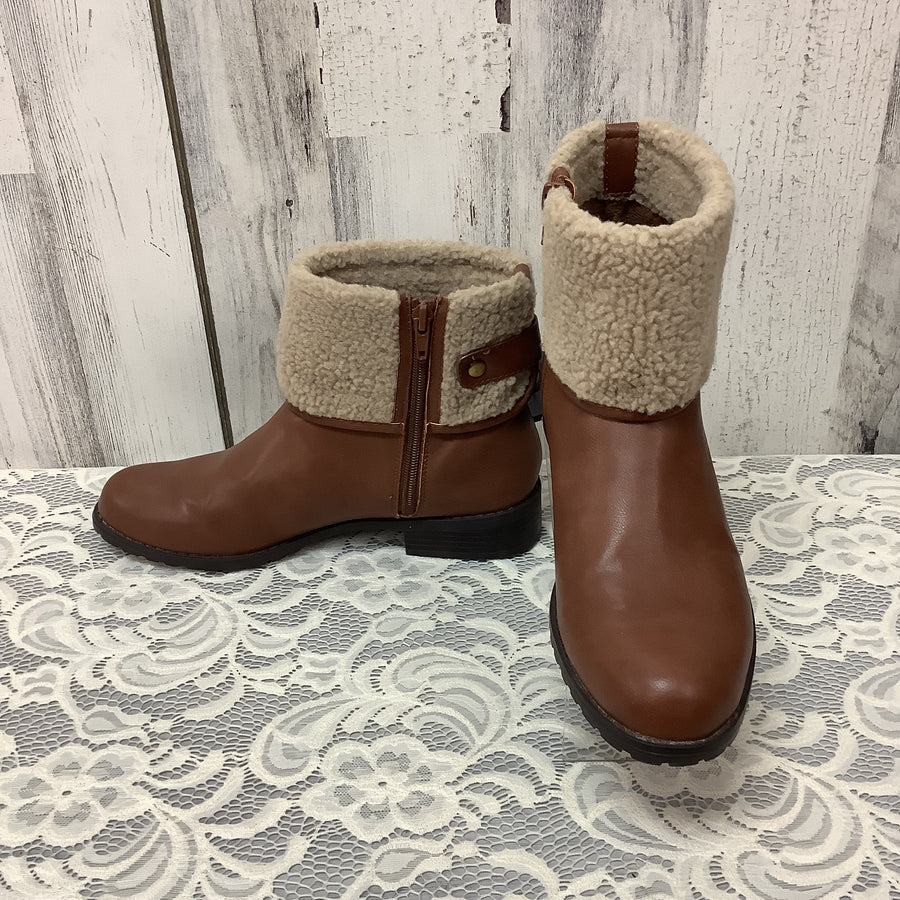 Style & Co Size 7 Boots