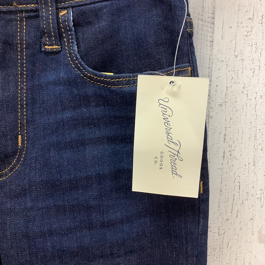 Universal Thread Size 00 Junior Jeans