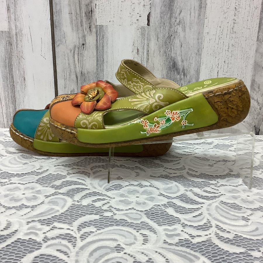 SoCoFy Size 9.5 Sandals