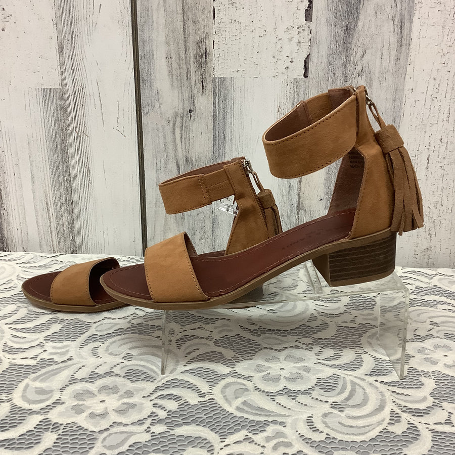 Rock & candy Size 8 Sandals