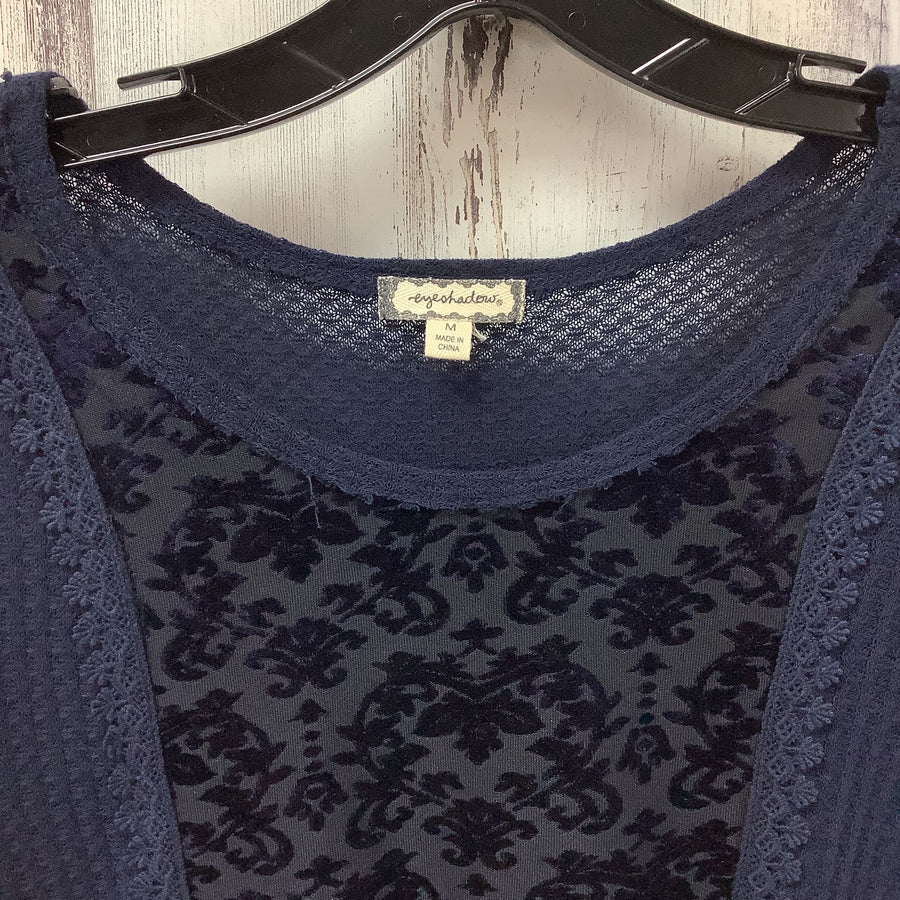 eyeshadow Size Med Shirts & Blouses