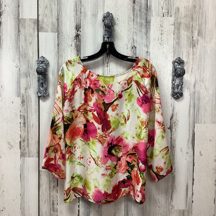 Sunny Leigh Size Med Shirts & Blouses
