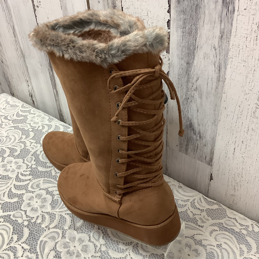 Rampage Size 5.5 Boots