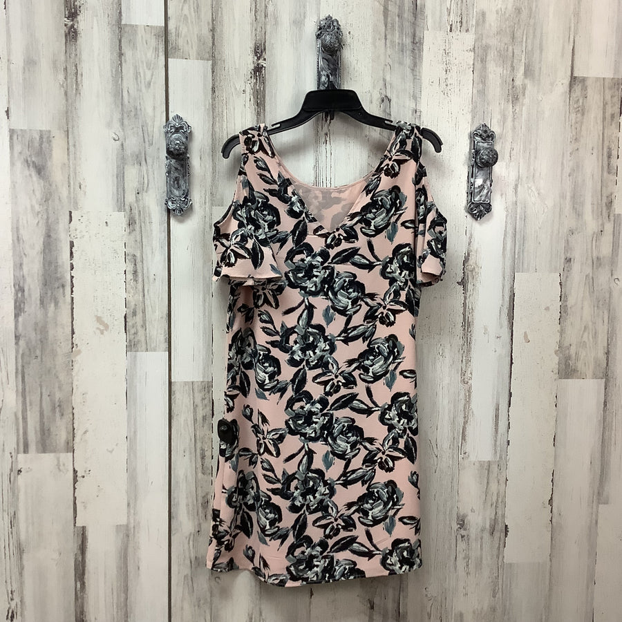 c & e Size Med Dress