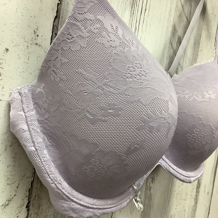 Victoria Secret Size 38D Purple Lace Demi Bra