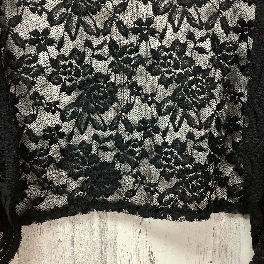 Connected Size Med Shrugs & Shawls