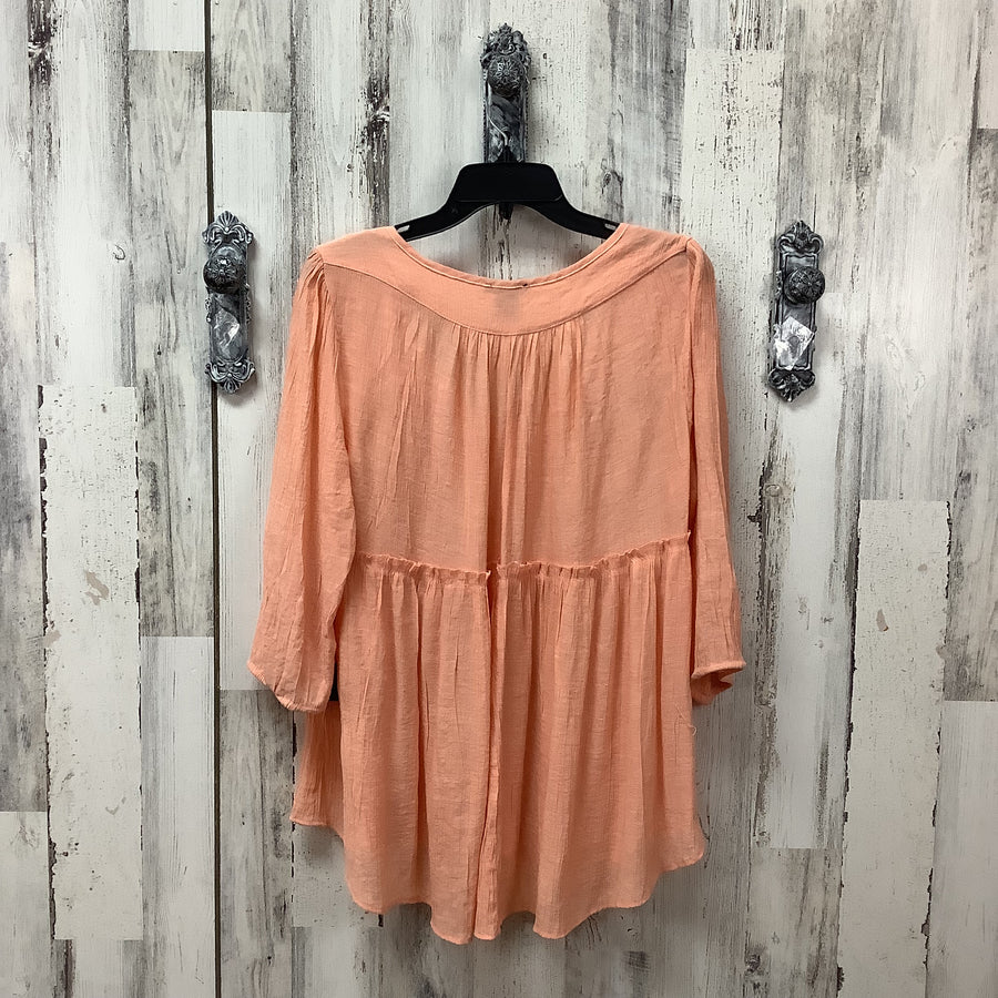Robert Louis Size XL Curvy Shirts & Blouses
