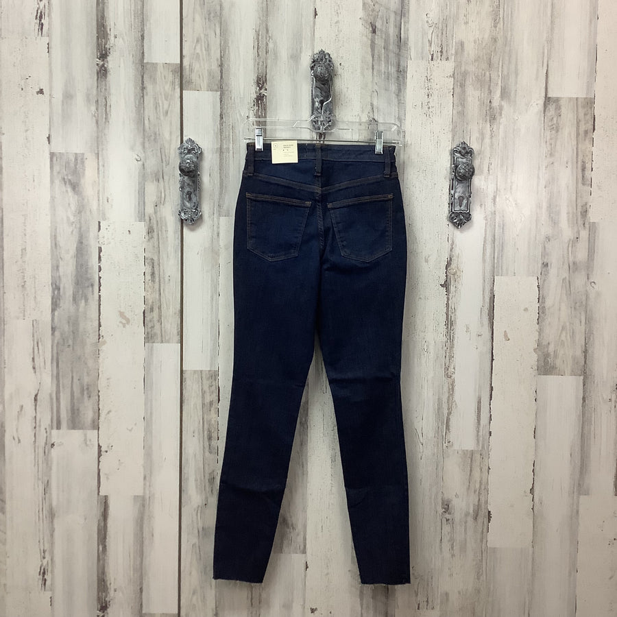 Universal Thread Size 0 Junior Jeans