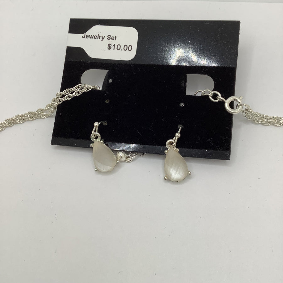 Unknown Jewelry Set