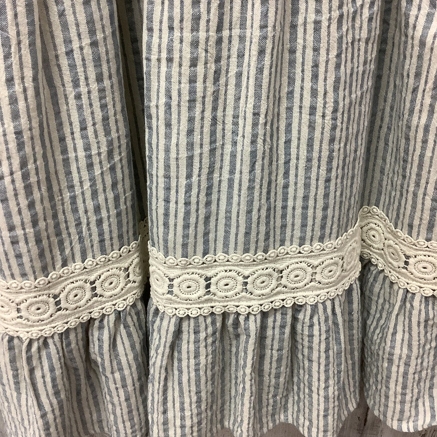 altard state Size Med Junior Dress