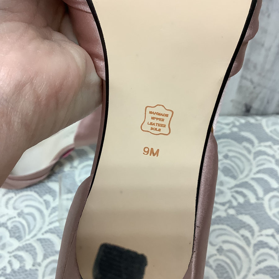 Caparros Size 9 Heels