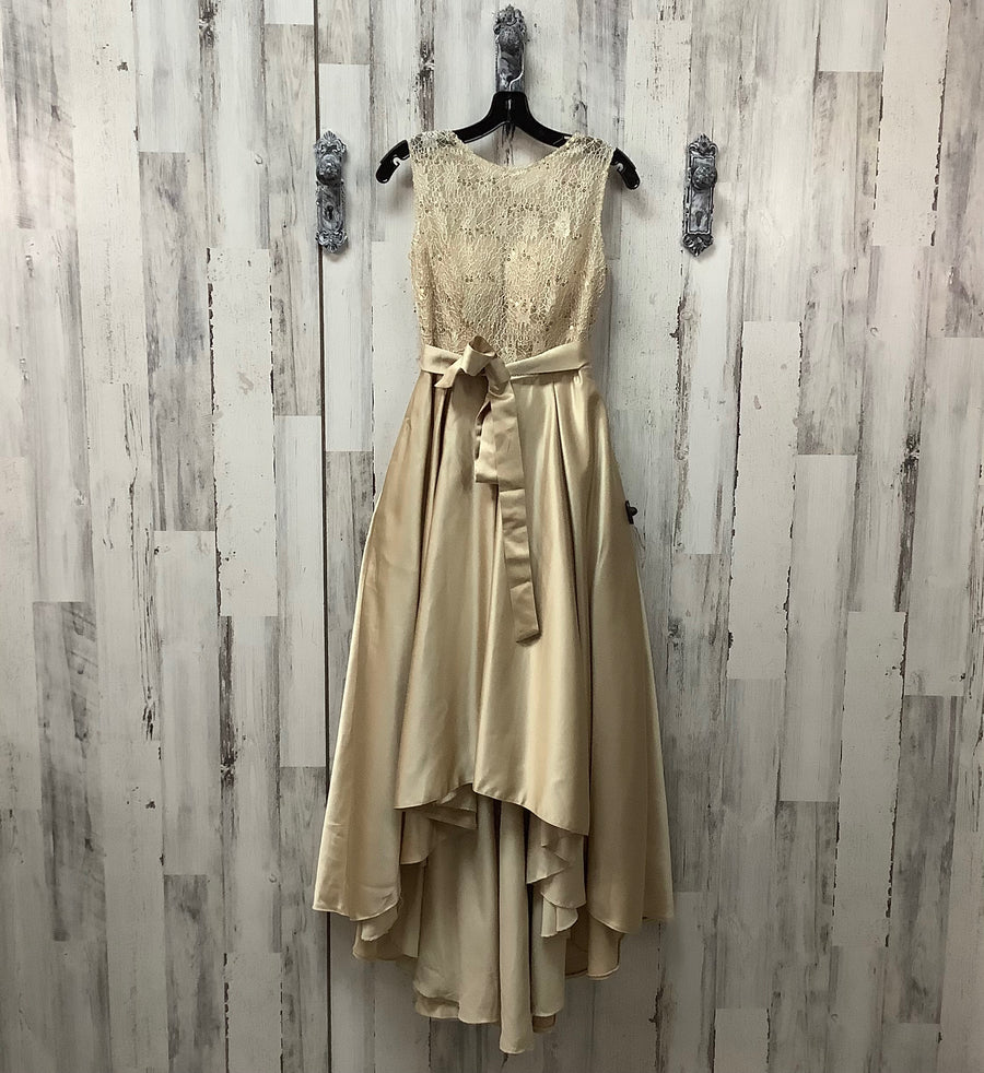 Size US 6 Small Gold High Low Lace Formal Prom Gown