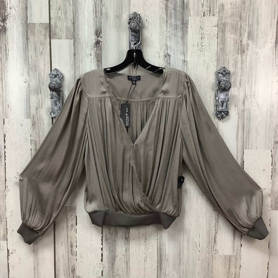 Current Air Size Med Shirts & Blouses