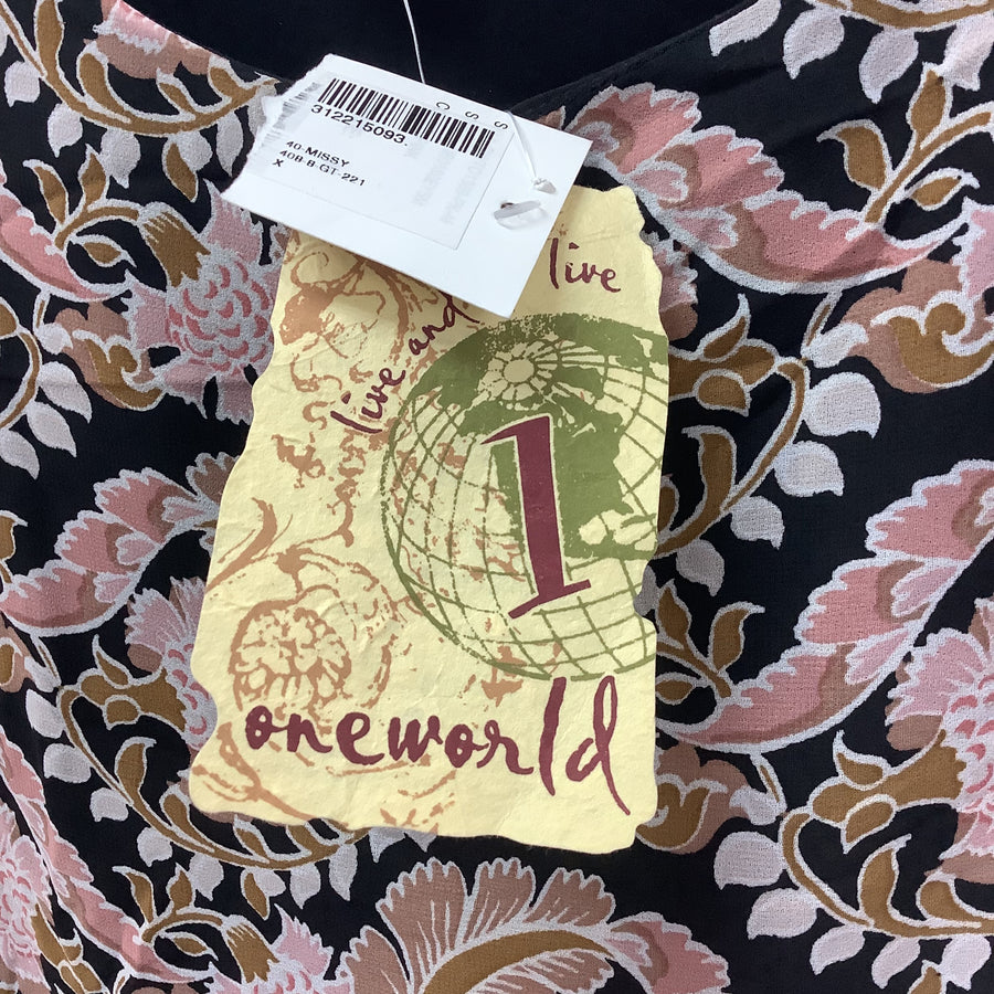 One world Size Med Shirts & Blouses
