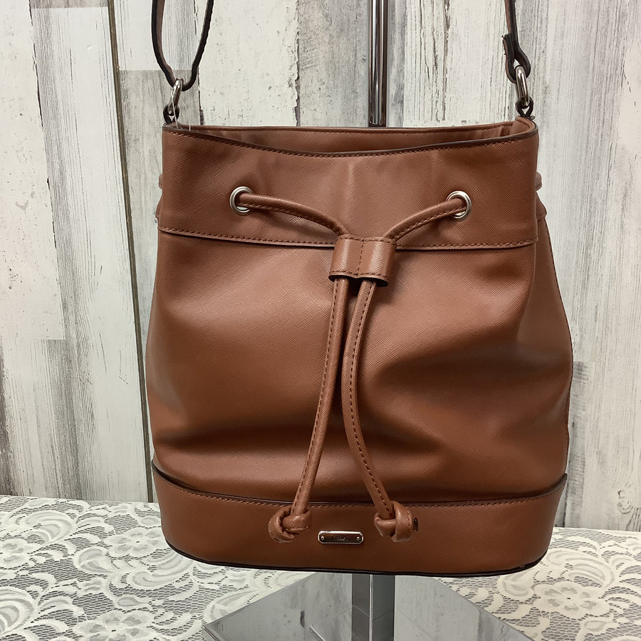 Chaps Size Med Shoulder Bags