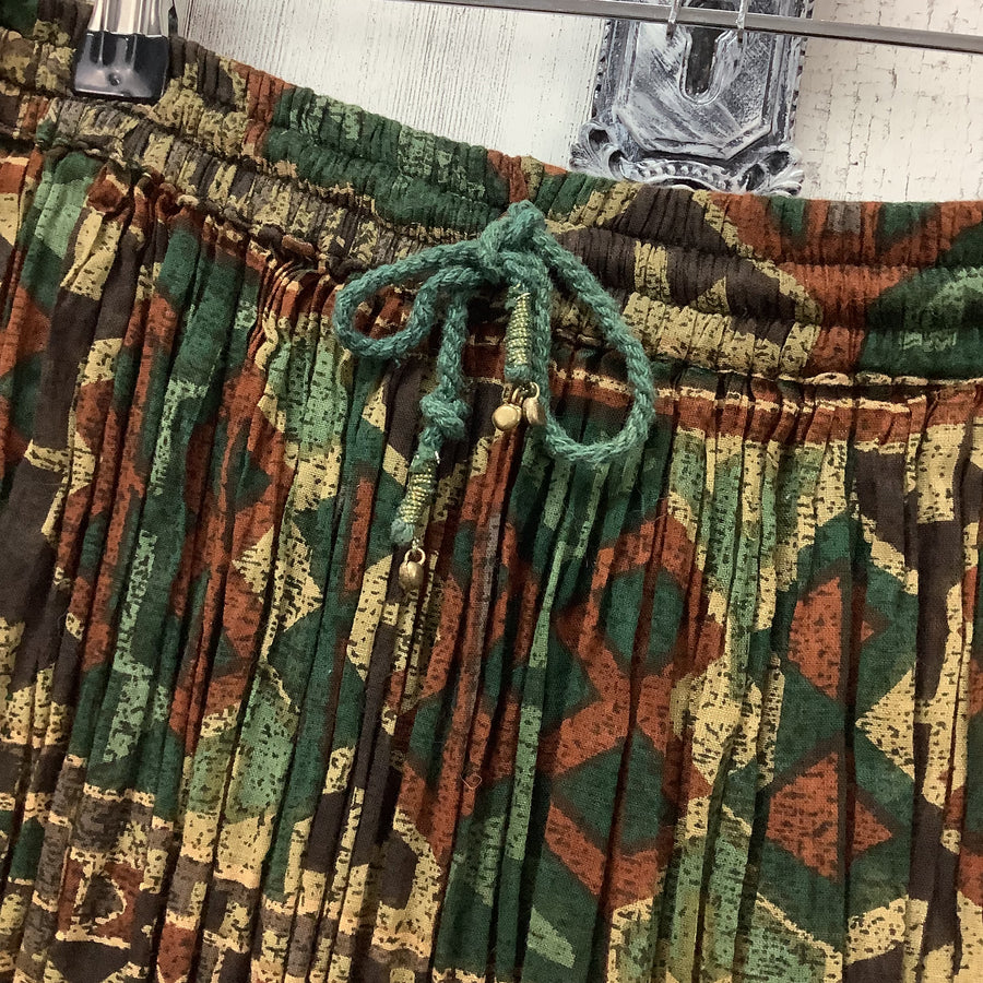 Revue Size Med Skirt