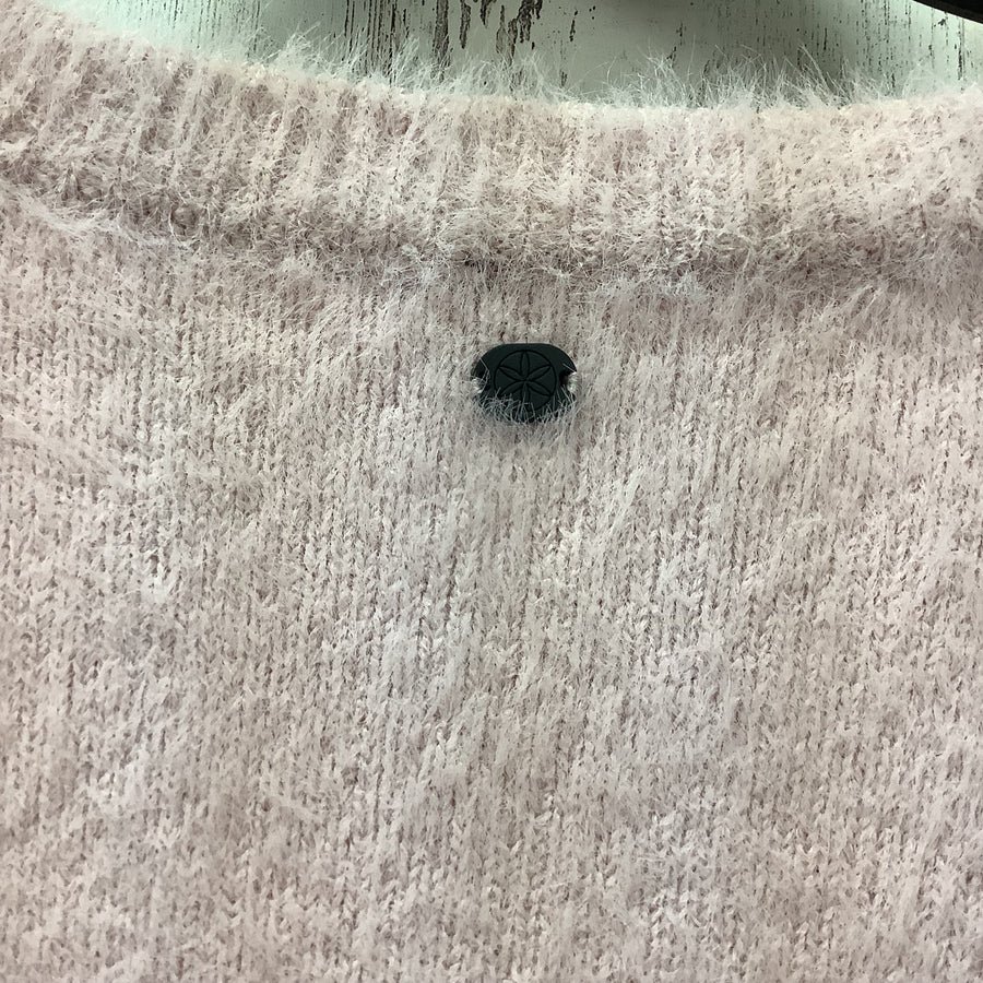 Gaiam Size XL Pink Fuzzy Pullovers