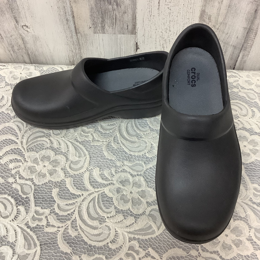 Crocs Size 7 Casual