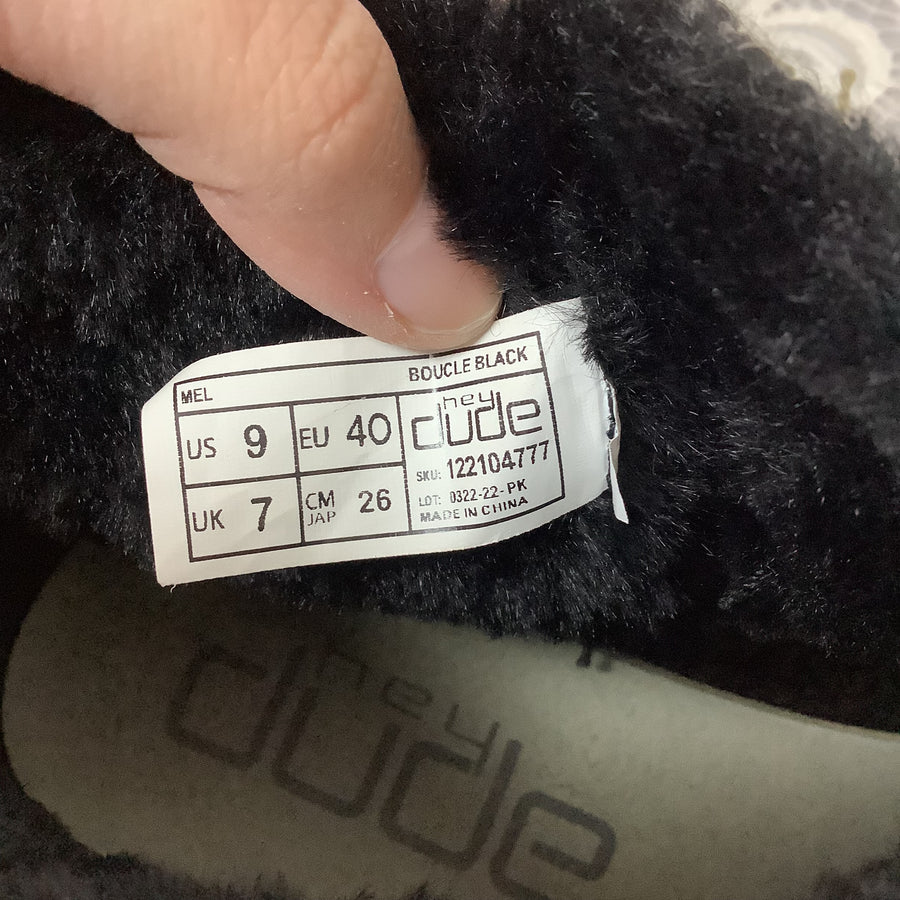 hey dude Size 9 Boots