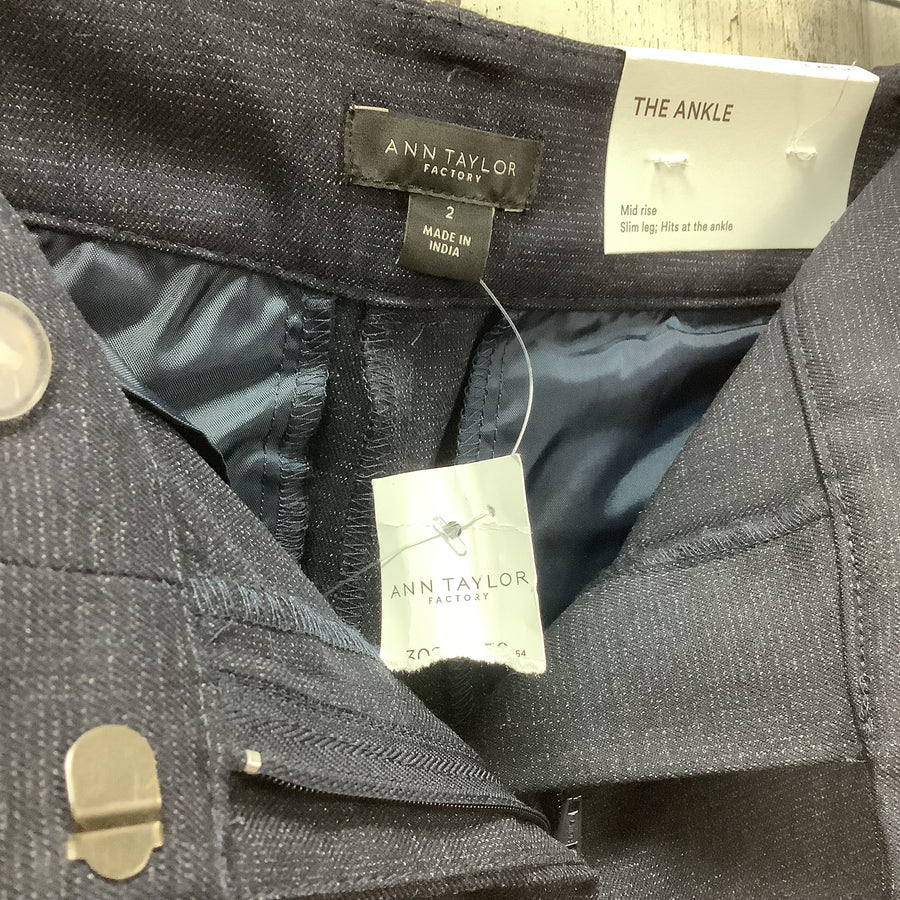 Ann Taylor Size 2 Slacks & Pants