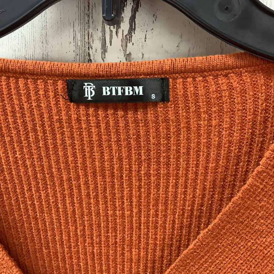 BTFBM Size Small Pullover