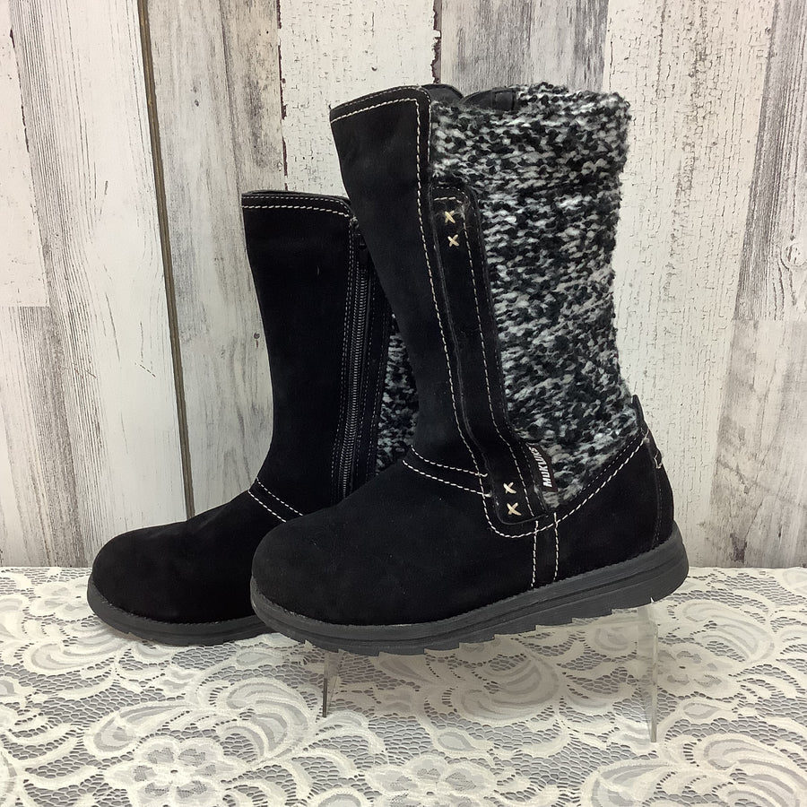 MUK LUKS Size 6 Boots