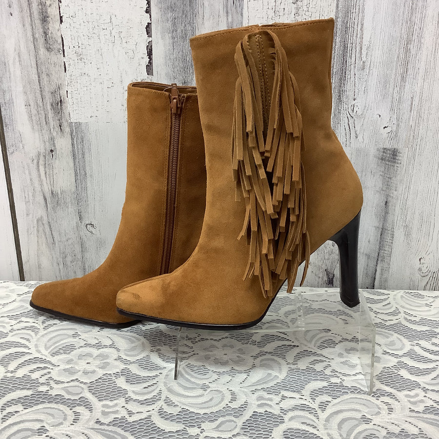 predictions Size 8 Heeled Boots