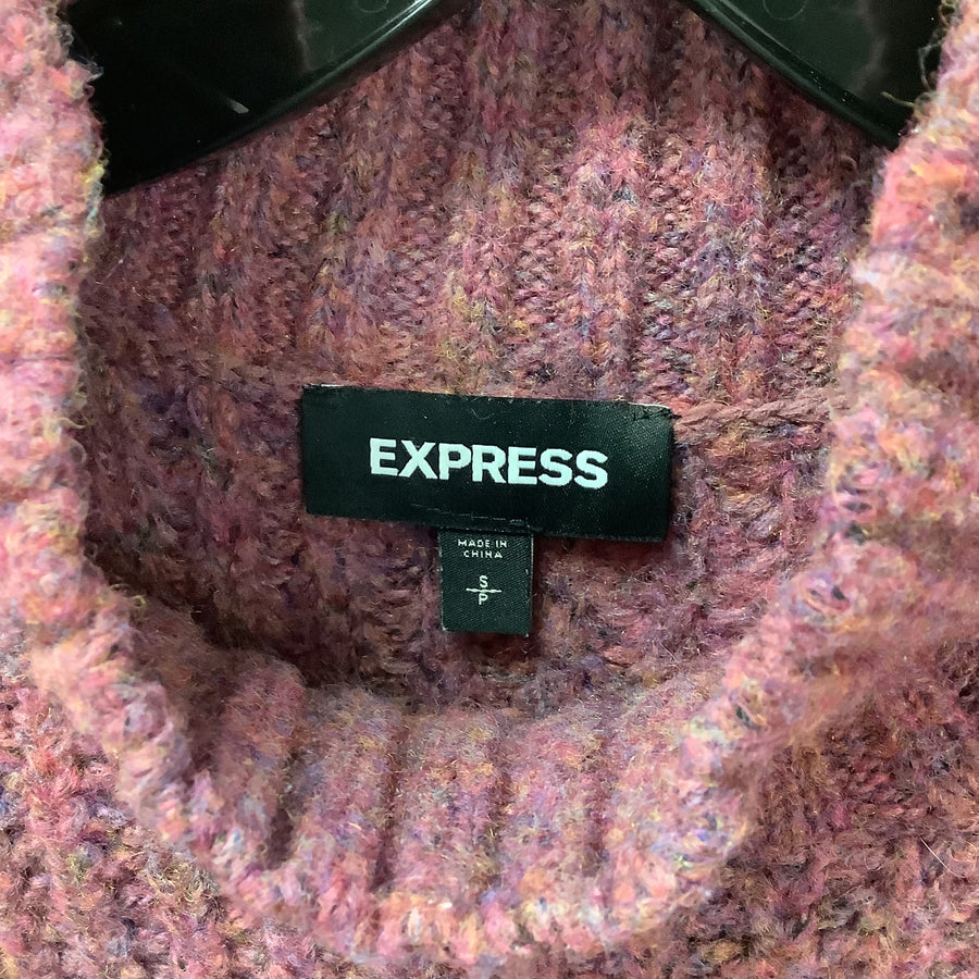 Express Size Small Pullover