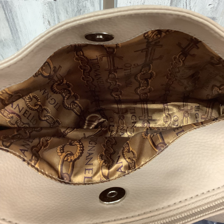 Tignanello Size Med Shoulder Bags