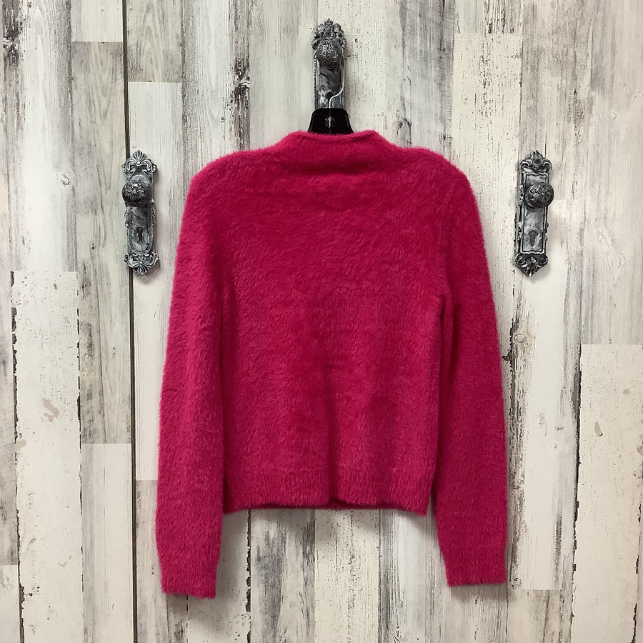 Universal Thread Size XS Pullover