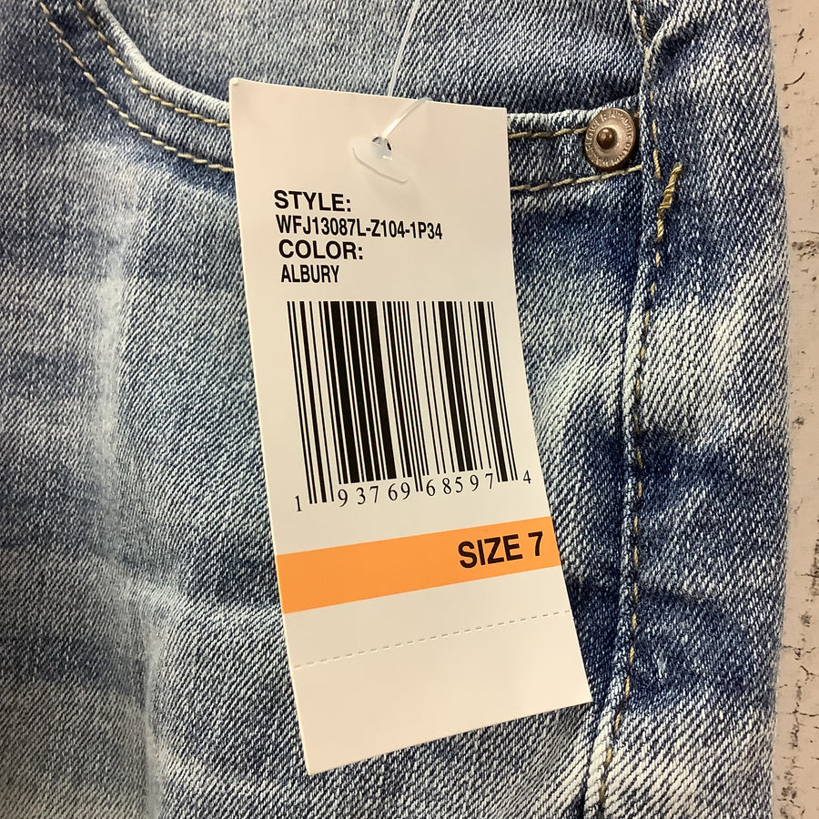 Wallflower Size 7 Junior Shorts