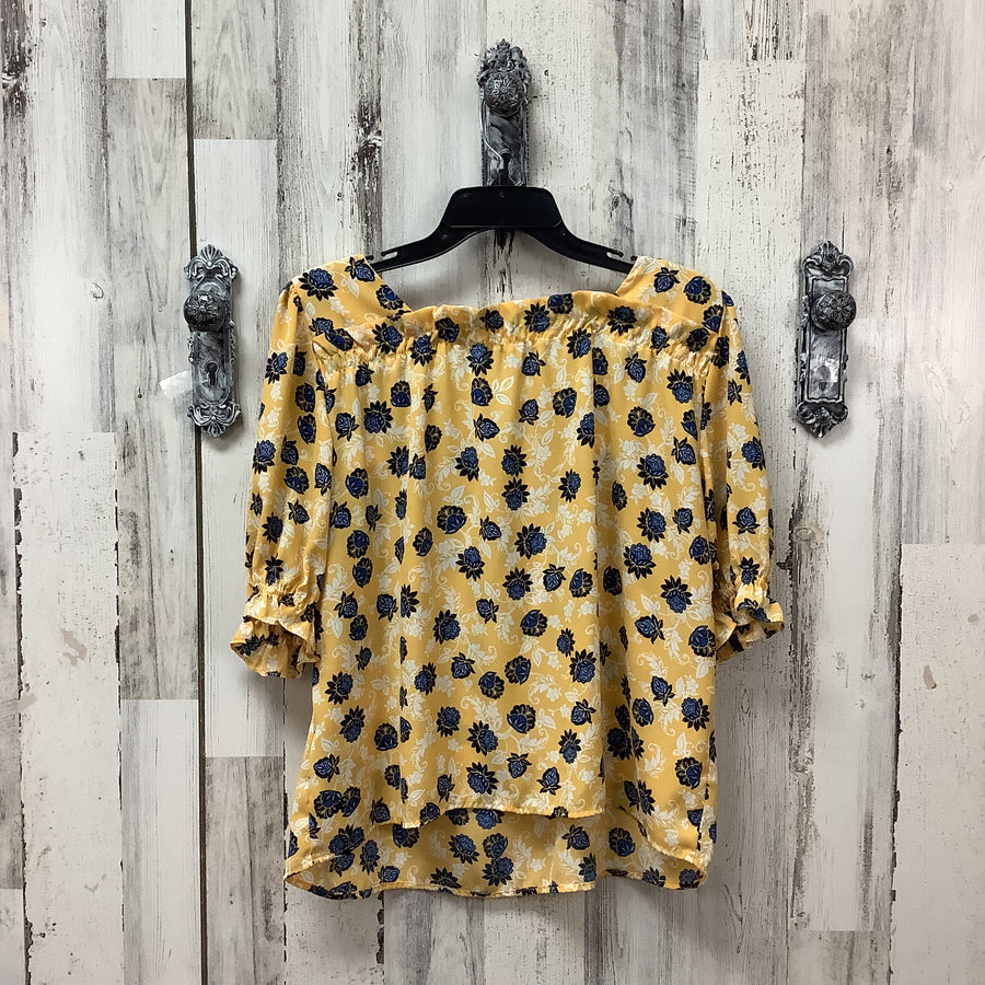 Zac & Rachel Size Med Shirts & Blouses