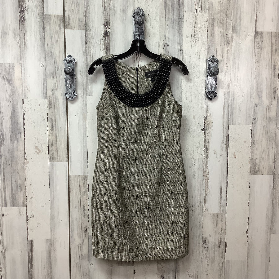 Connected Size 8 P Dress