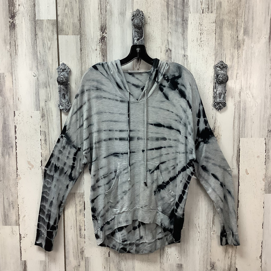 ENTI Size Med Shirts & Blouses