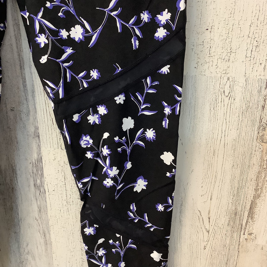 DKNY Size Med Yoga pants & more