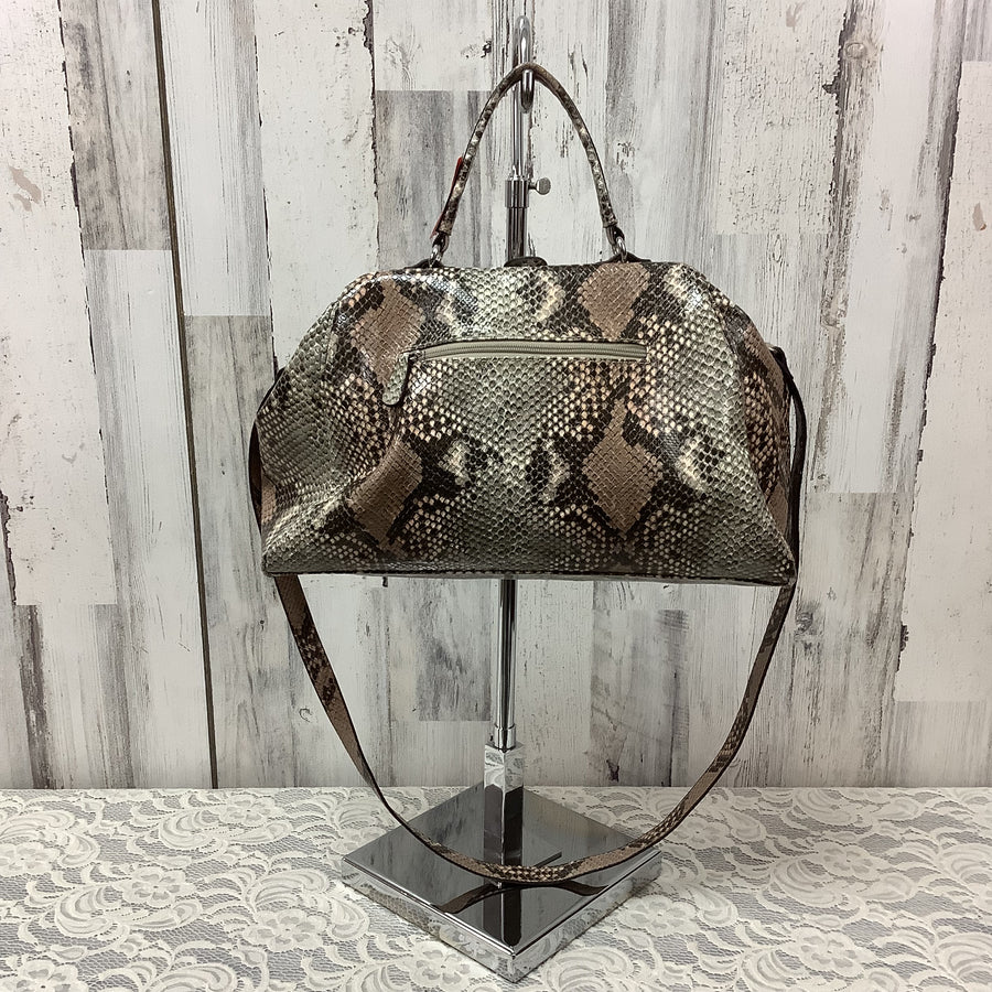 Nicole Miller Size Large Handbags