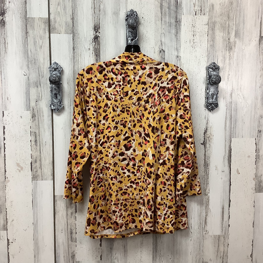 Sunny Leigh Size XL Curvy Shirts & Blouses