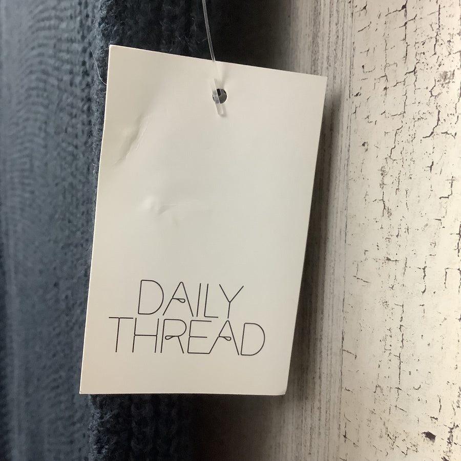 Daily Thread Size XS Pullover