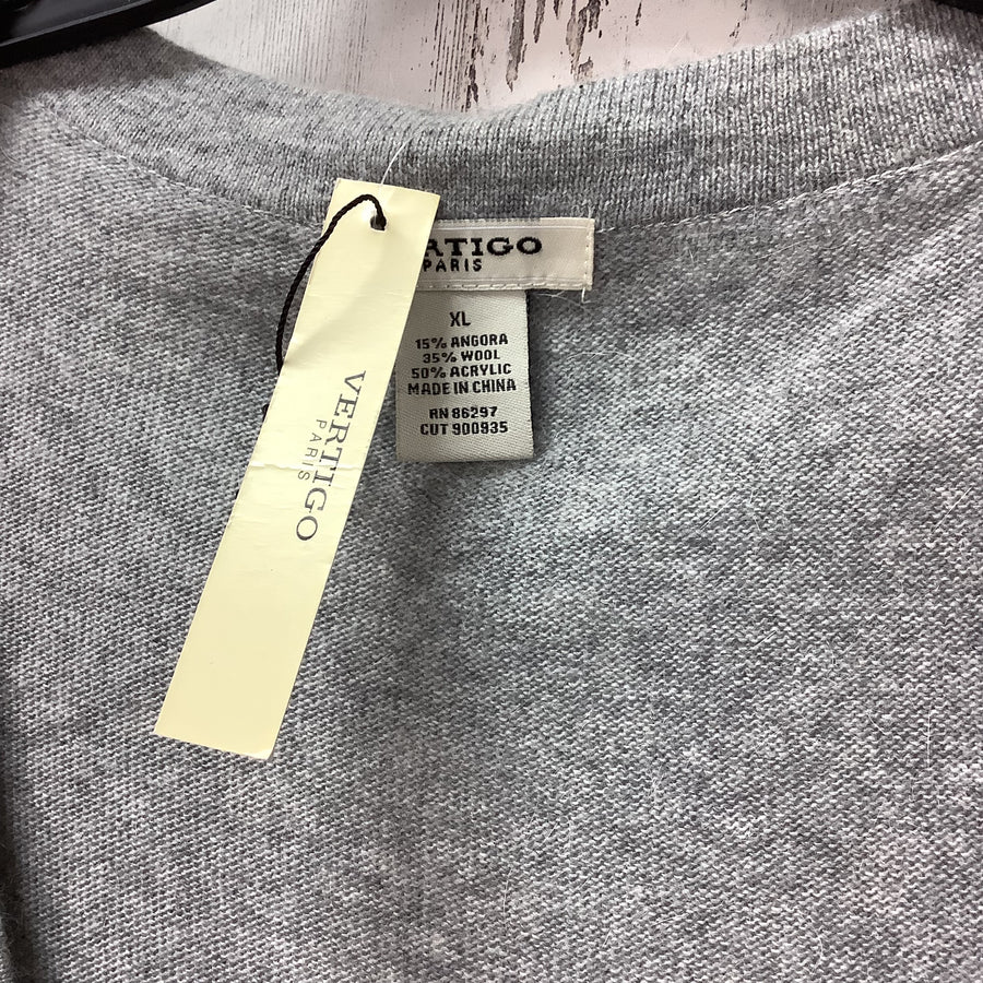 Vertigo Size XL Curvy Shrugs & Shawls