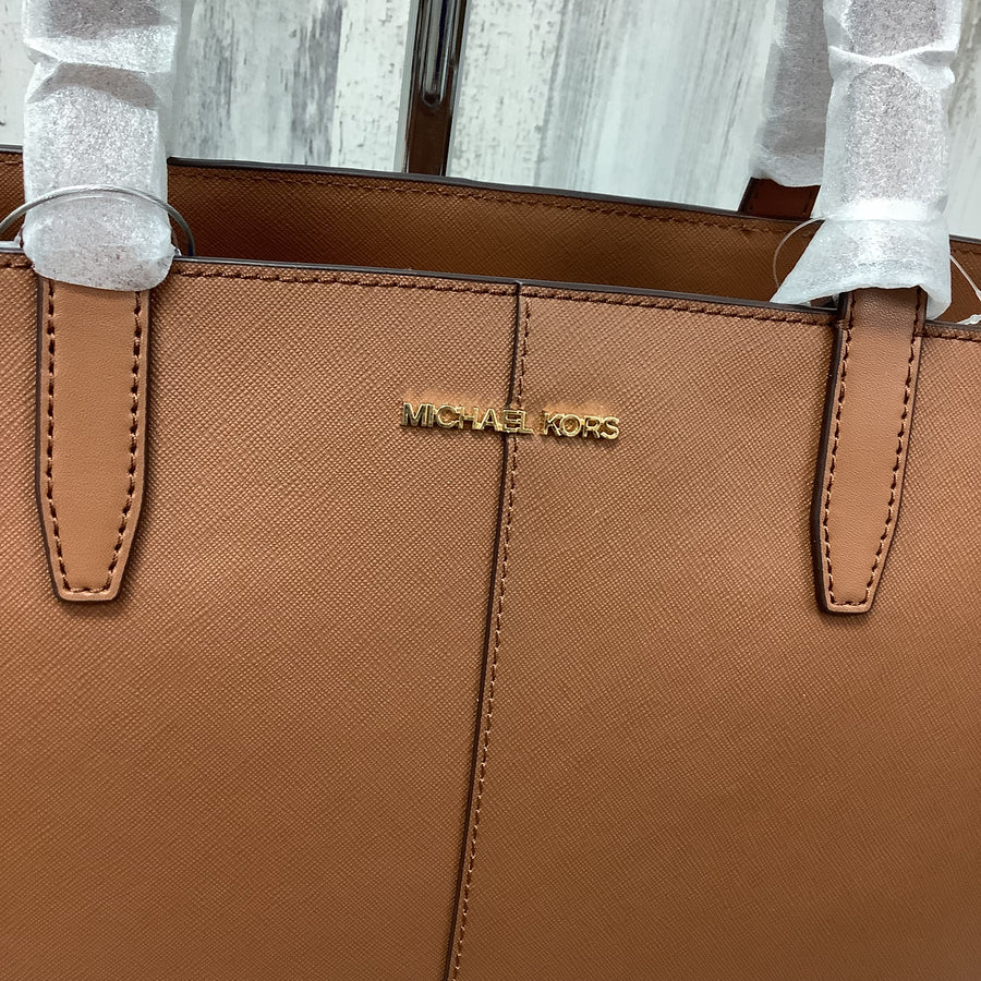 Michael Kors Size Large Totes