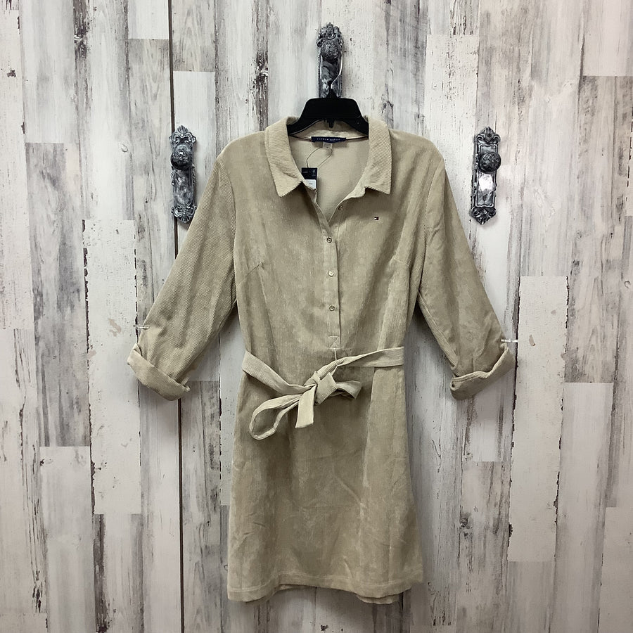 Tommy Hilfiger Size Large Dress