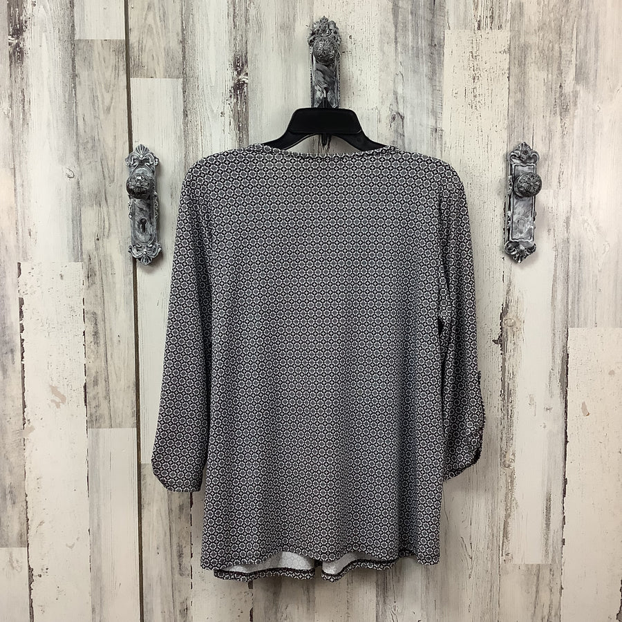 Robert Louis Size Large Shirts & Blouses