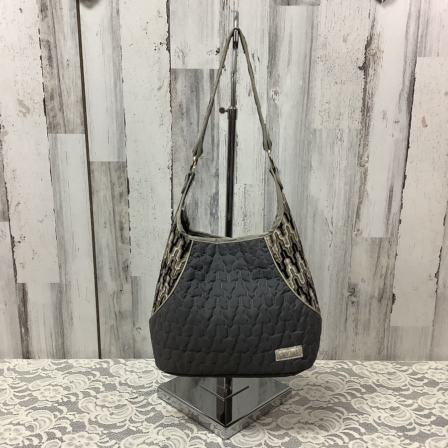 Cinda B Size Med Shoulder Bags