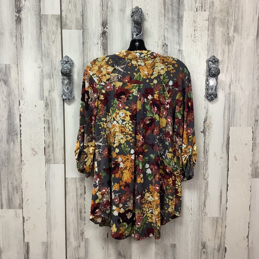 Heimish USA Size Lg Shirts & Blouses