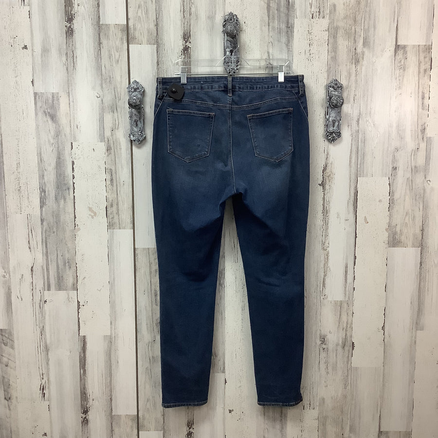 CHICO'S Size 12 Curvy Jeans