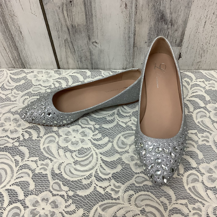 L Lorrainne Size 8.5 Flats