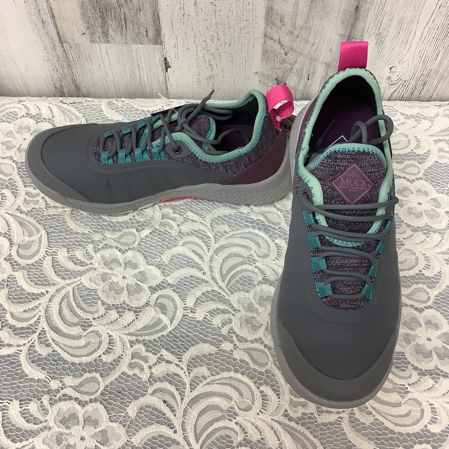 Muck Boot Co. Size 5.5 Sneakers