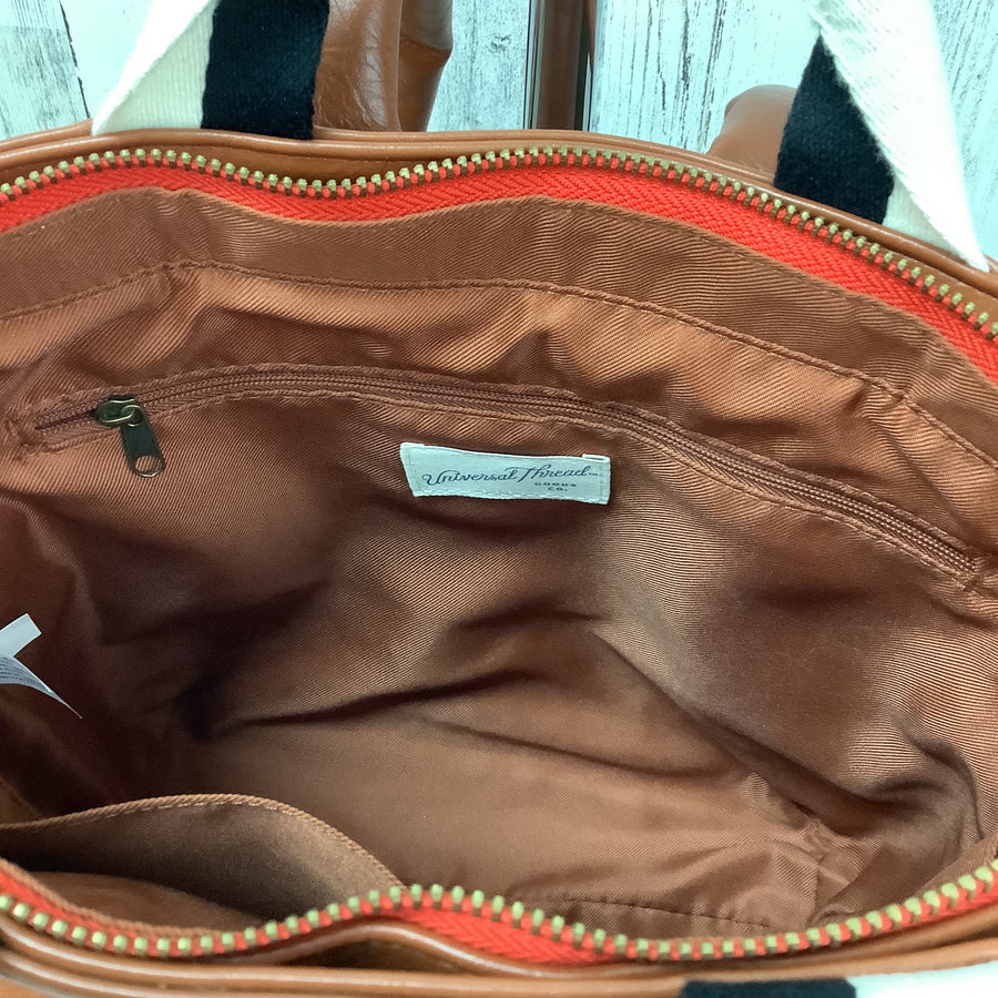 Universal Thread Size Med Backpacks